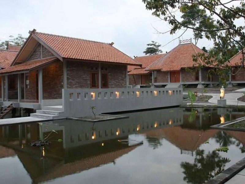Disaster Oasis Hotel Kaliurang Exterior foto