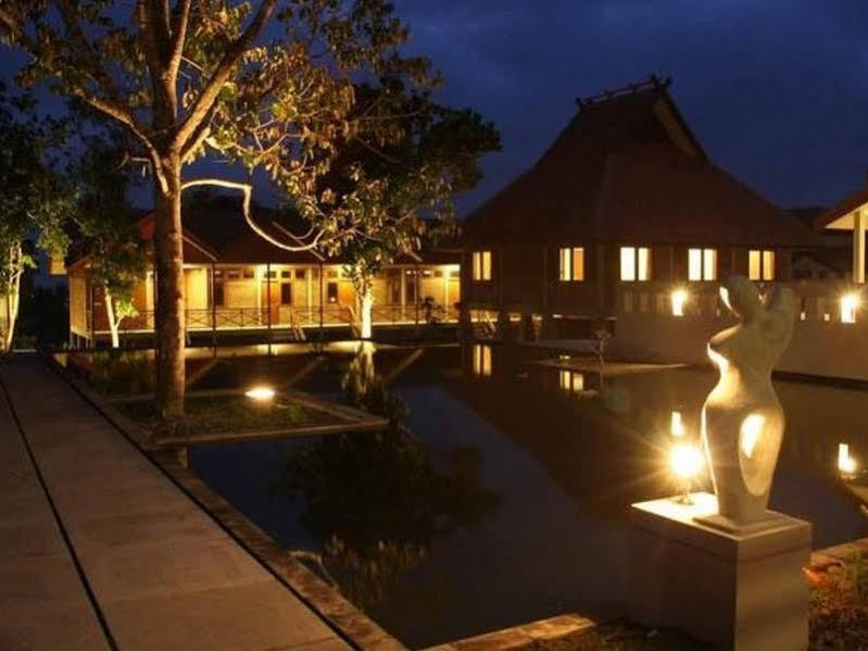 Disaster Oasis Hotel Kaliurang Exterior foto