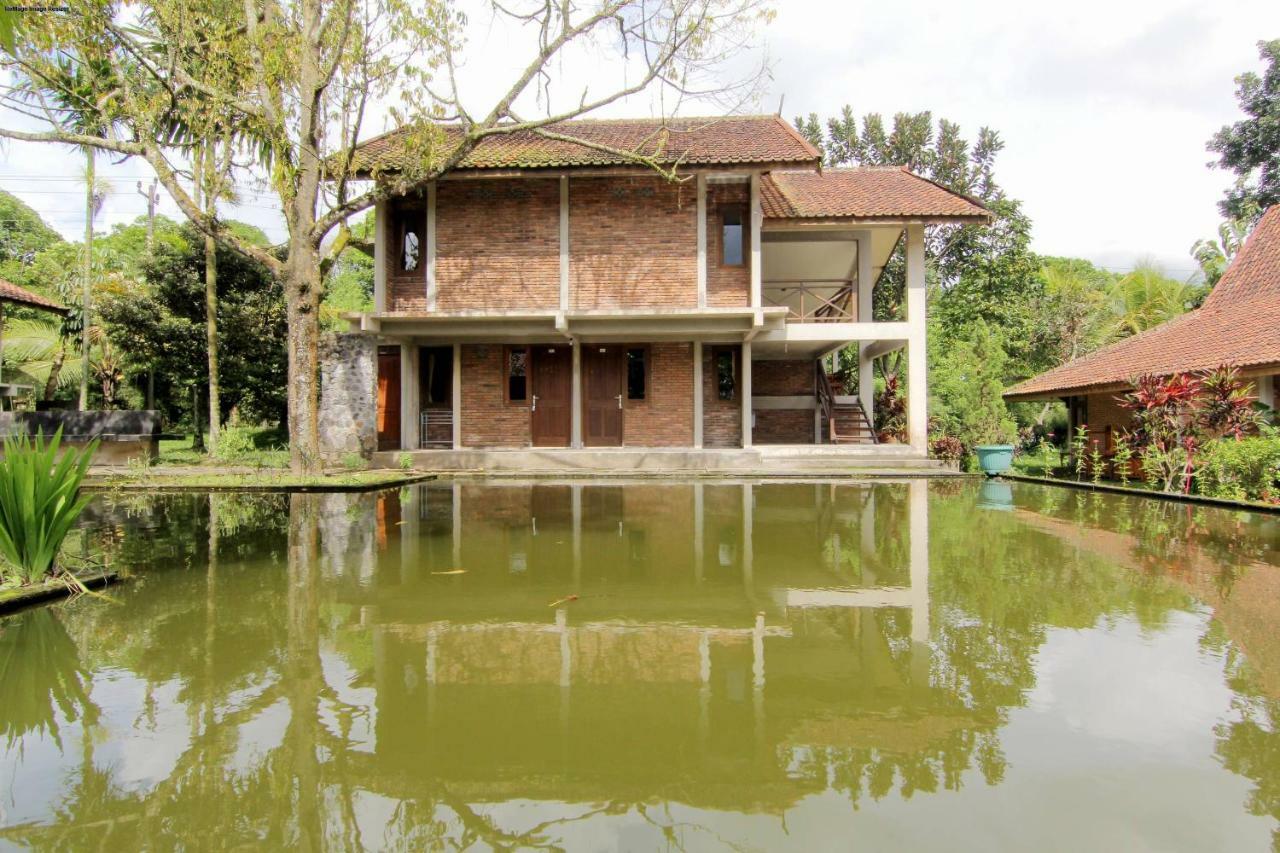 Disaster Oasis Hotel Kaliurang Exterior foto